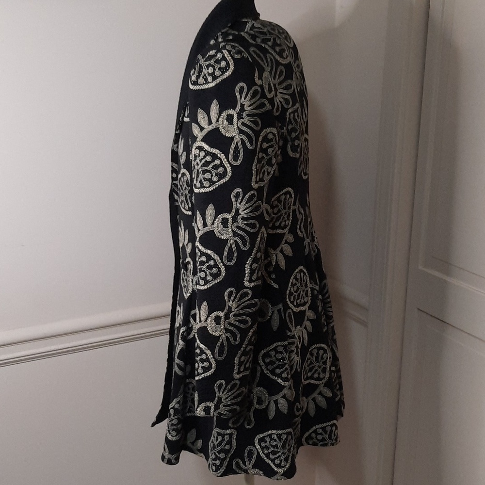 Wrapper Jacket - Picture 3 of 9